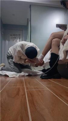 沐沐大大跪舔长靴脏臭棉袜玉足 JS250205-33