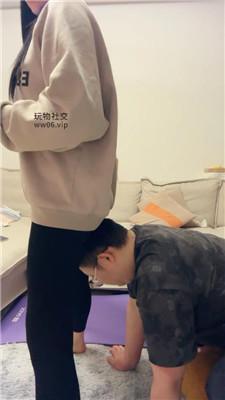 埋汰骑狗背玉足狂舔踩踏上 JS250205-38