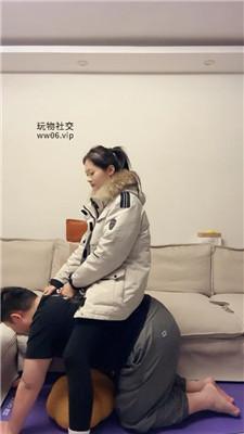 埋汰骑马骑脖-白袜踩踏蹂躏 JS250203-5