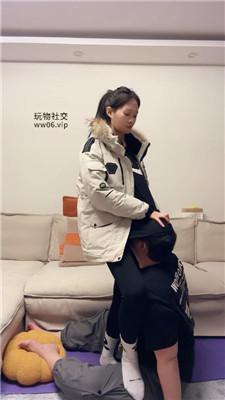 埋汰骑马骑脖-白袜踩踏蹂躏 JS250203-5