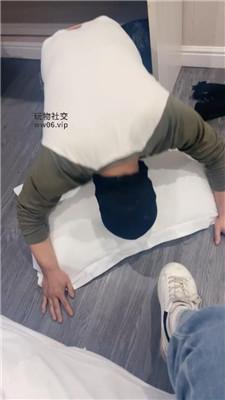 沐沐大大小白鞋辱-高跟踩-圣水喂食 JS250203-26