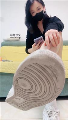 小妮白袜羞辱滚进来 250126-11