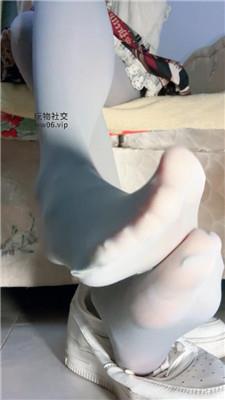 奶味小仙女乳母辱老婆 250128-5