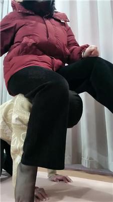 拽拽运动鞋黑丝美腿蹂躏踩 JS250129-2