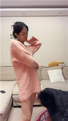 埋汰品尝女朋友的玉足 bf49736