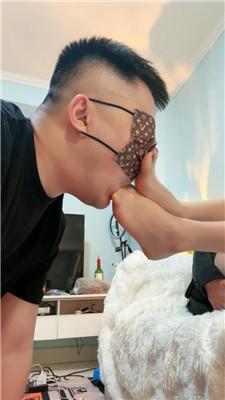 苒溪高跟肉丝插嘴狂舔完整版 bf50279