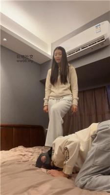 伊未黑棉袜诱惑-窒息专场 JS250214-40