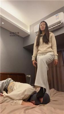 伊未黑棉袜诱惑-窒息专场 JS250214-40