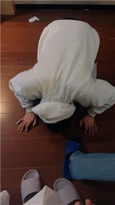 困困素人S首调-踩踏臭脚丫玩虐 bf50295