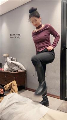 狗哥长靴踩踏连环踢裆 bf50301