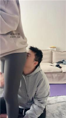 埋汰瑜伽女神美腿玉足踩虐 bf50294