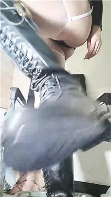 绝美兔绑带靴底灯 250213-5