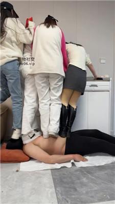 深情姐妹们玩狗的一天 bf50249