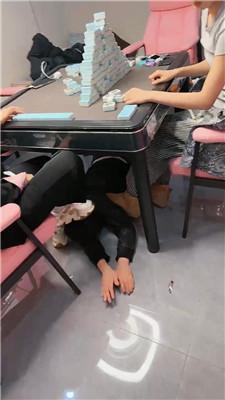 乔伊麻将桌底下卑微贱奴三视角版 JS250213-17