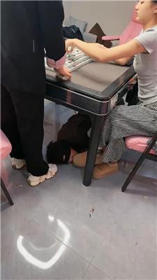 乔伊麻将桌底下卑微贱奴三视角版 JS250213-17