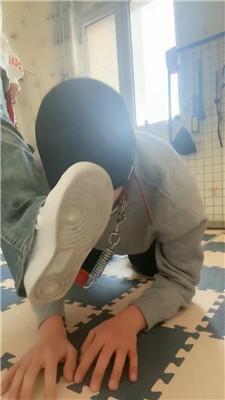 海绵大大小白鞋白棉袜蹂躏踩-玉足狂舔 JS250213-19