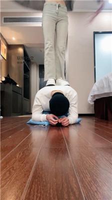 沐沐大大麦昆鞋白袜辱贱奴才 bf50250