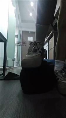 玉主子白袜酸臭脚狂舔 JS250214-12