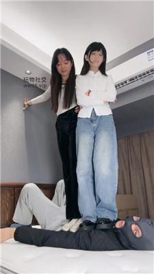 猴歌双S-脏鞋全体重踩踏 bf50272