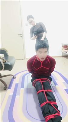 薇薇五花大绑踩虐 JS250208-25