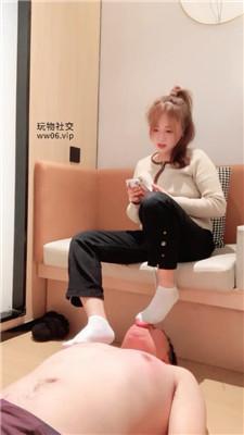 涵主狗链拴狗-舔脏鞋白袜-吃口水 bf49873