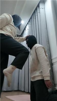 拽拽鞭打-脏白袜蹂躏踩虐 JS250209-1