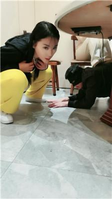 乔伊双S-餐桌底下踩奴隶双视角版 bf50035