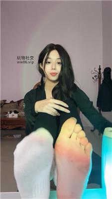 奶豆包运动后的白袜加极限臀炸 250206-1