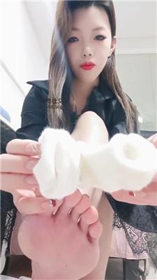 依依被妈妈炸干 250215-14