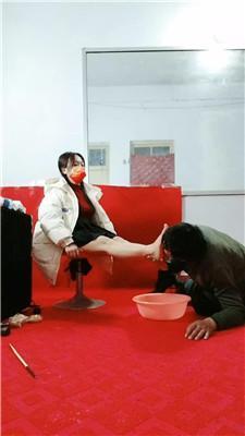 沐颜狗继父伺候我沐足双视角版 JS250216-12