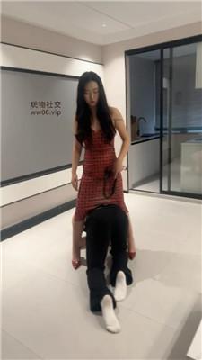 美汐3S-姐妹花狂虐哥哥犬 bf50344