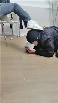 文文文文舔素人的小白鞋-踢踹踩 JS250227-7