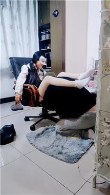 女王大人五花大绑白袜脚踩虐 JS250228-6