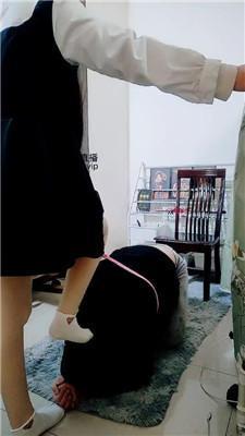 女王大人五花大绑白袜脚踩虐 JS250228-6