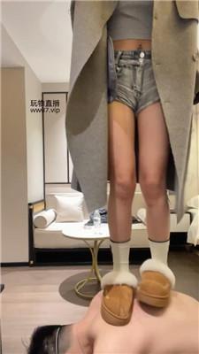 白兔毛拖鞋捂白袜jio虐奶狗 bf50691