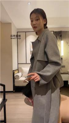 白兔毛拖鞋捂白袜jio虐奶狗 bf50691