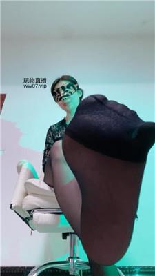 红颜死妈的孤儿 250222-9