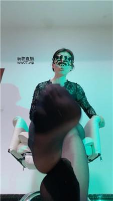 红颜死妈的孤儿 250222-9