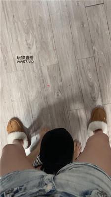 白兔双S-精神小妹鞭打/脚喂食/踩踏双视角版 bf50687