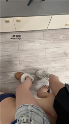 白兔双S-精神小妹鞭打/脚喂食/踩踏双视角版 bf50687