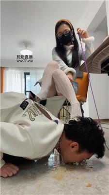 南月女神胯下物化家具奴-脚下喂食 JS250224-24