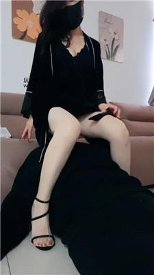 冷魅高跟凉鞋踩虐奴隶 bf50680