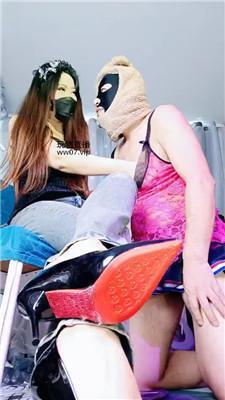 美柠牛仔裤坐脸窒息 bf50679