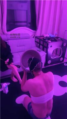 婉心双S姐妹花轮流羞辱贱奴双视角版 JS250223-25