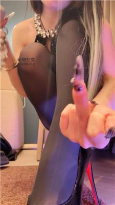 玥樾早些的废物 250221-36