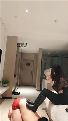 夏夏长靴踩踏-舔脏鞋-骑马耳光 bf50649