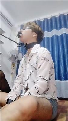 反差舔闻运动鞋黑丝/牛仔裤坐脸 bf50662