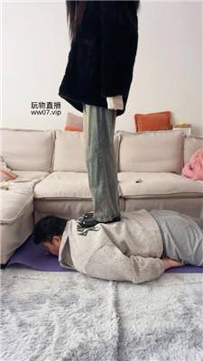 埋汰皮鞋玉足踩虐胖狗 JS250224-4