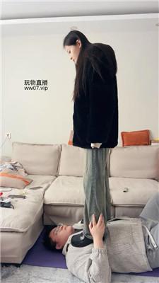 埋汰皮鞋玉足踩虐胖狗 JS250224-4