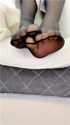 女神mio黑丝足你 250220-13